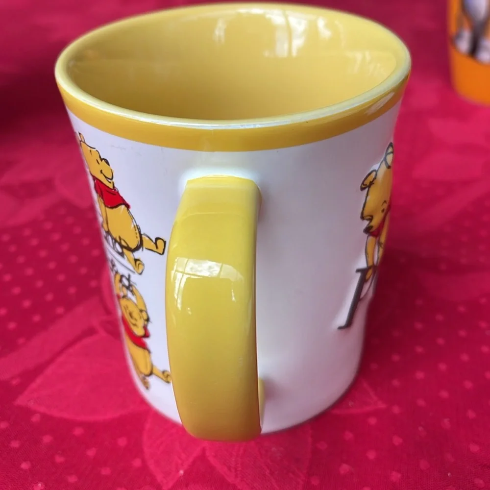 New Disney Winnie the Pooh mug - Picture 2 of 6